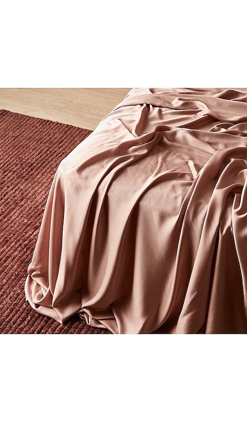King Sateen Solid Sheet Set in Brown - Ettitude - Modalova