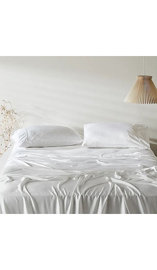 King Signature Sateen Pillowcase Set in White - Ettitude - Modalova