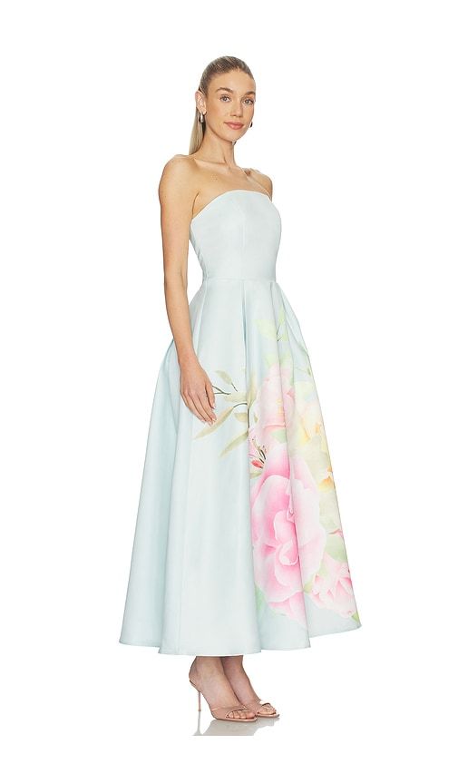 Harper Strapless Gown in Baby Blue. - size S (also in XS, M, L, XL, XXL) - ELLIATT - Modalova