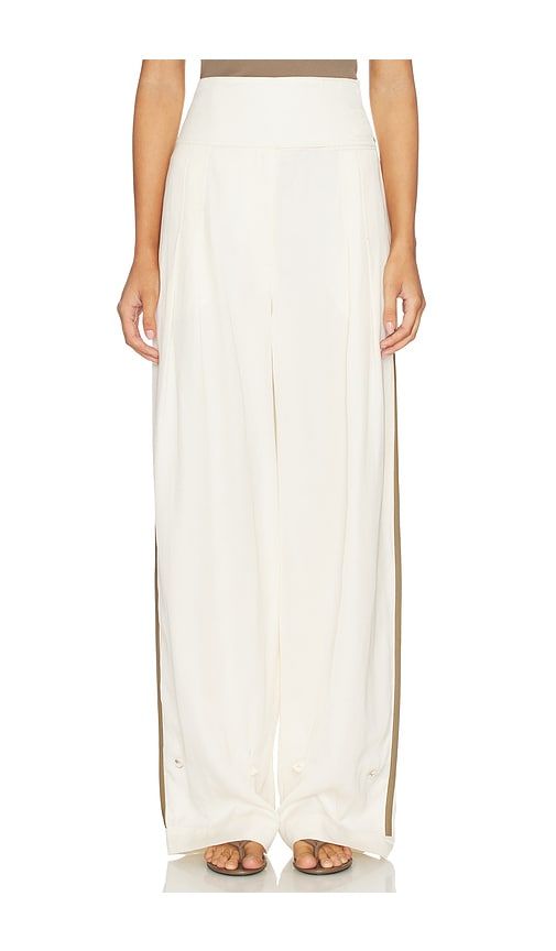 Pinch Pant in White. - size M (also in S) - Entire Studios - Modalova