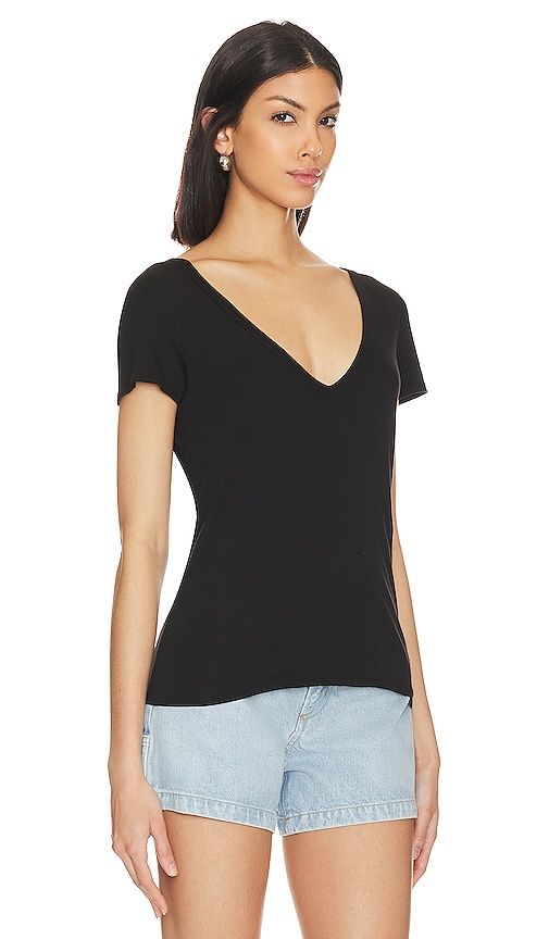 Perfect V Tee in . - size M (also in XS) - Enza Costa - Modalova