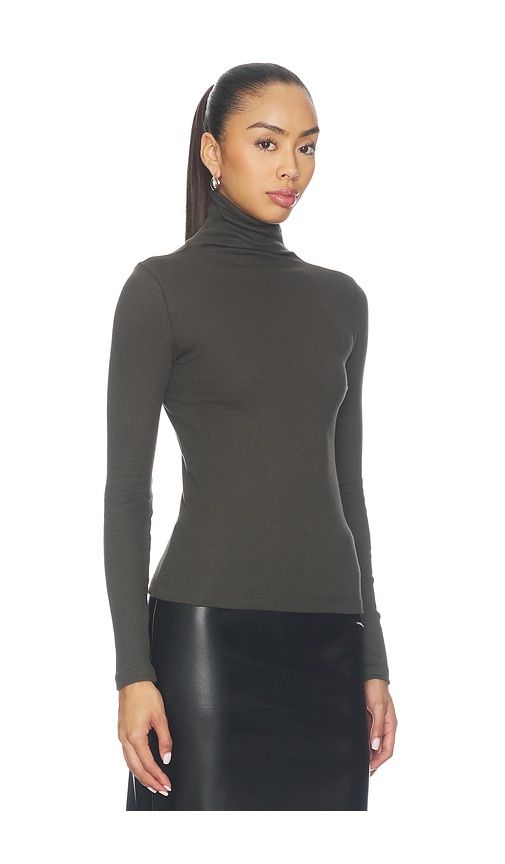 Cashmere Rib Turtleneck Top in Brown. - size L (also in M, S, XL, XS) - Enza Costa - Modalova
