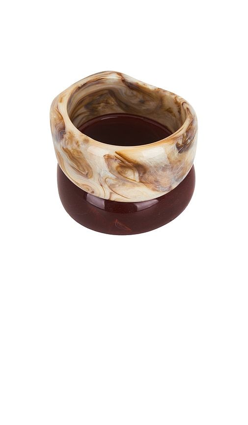 Bangles Set Of 2 in Red,Cream - Epifene - Modalova