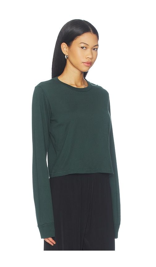 Cotton Long Sleeve Boxy Tee in Green. - size M (also in S, XL, XS) - Eterne - Modalova