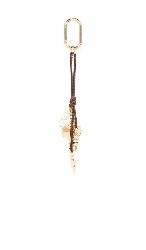 Shell & Pearl Bag Charm in Metallic Gold - Ettika - Modalova