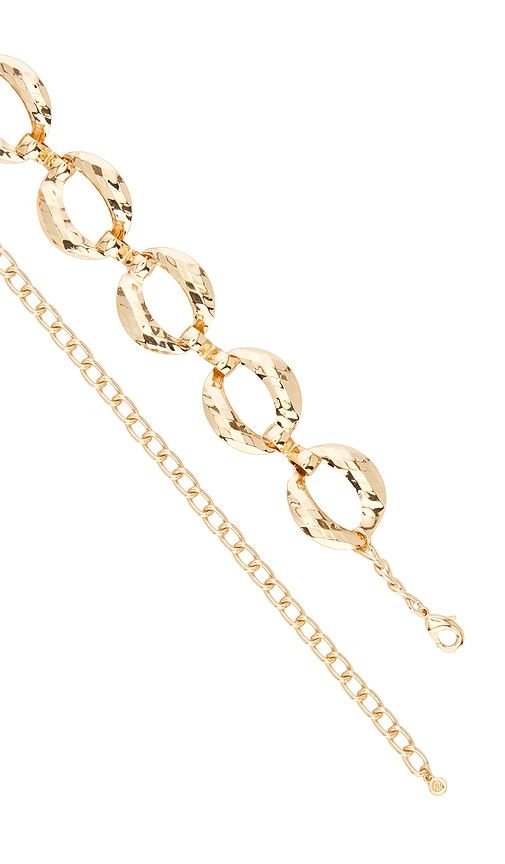 Hammered Rings Belt in - Ettika - Modalova
