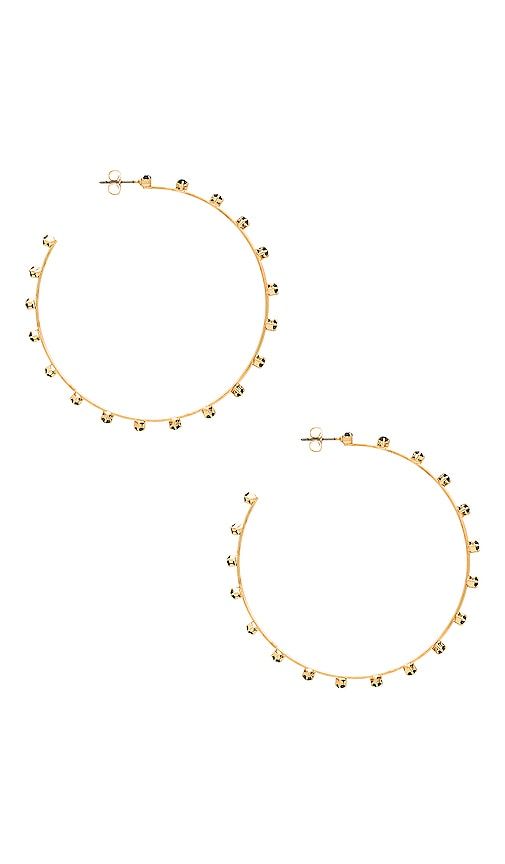 Studded Hoops in Metallic Gold - Ettika - Modalova