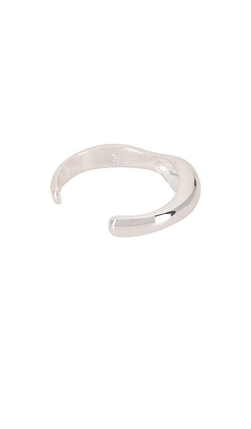 Liquid Cuff in Metallic - Ettika - Modalova