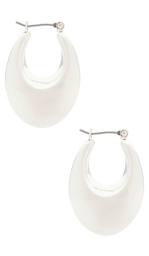 Chunky Oval Hoop Earrings in Metallic - Ettika - Modalova
