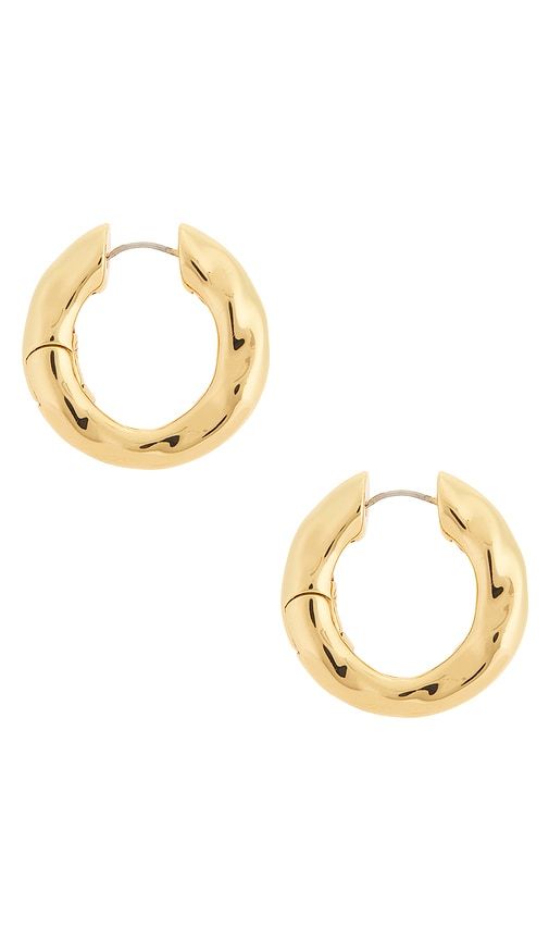 Liquid Luxe Medium Hoop Earrings in Metallic - Ettika - Modalova