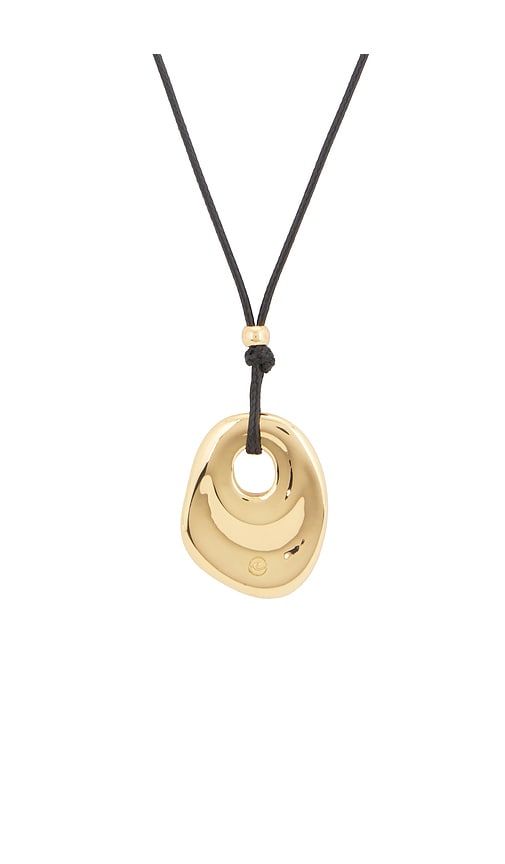 Melted Edge Pendant Necklace in Metallic - Ettika - Modalova