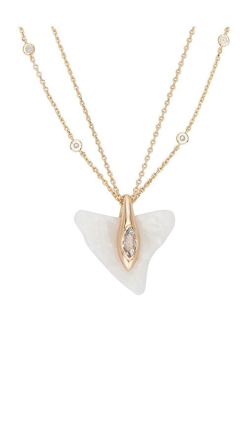 Deep Ocean Shark Necklace in Metallic - Ettika - Modalova