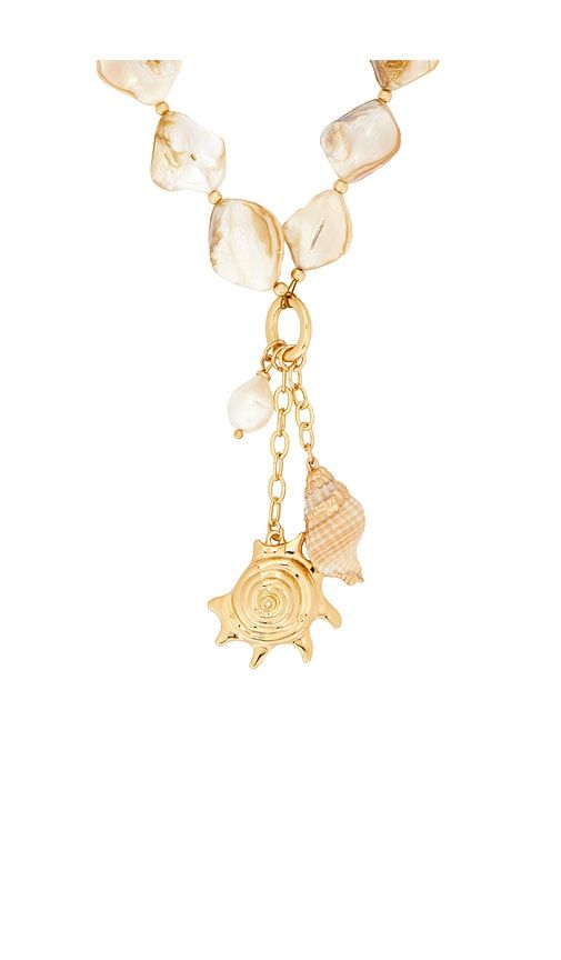 True Shell Necklace in Metallic - Ettika - Modalova