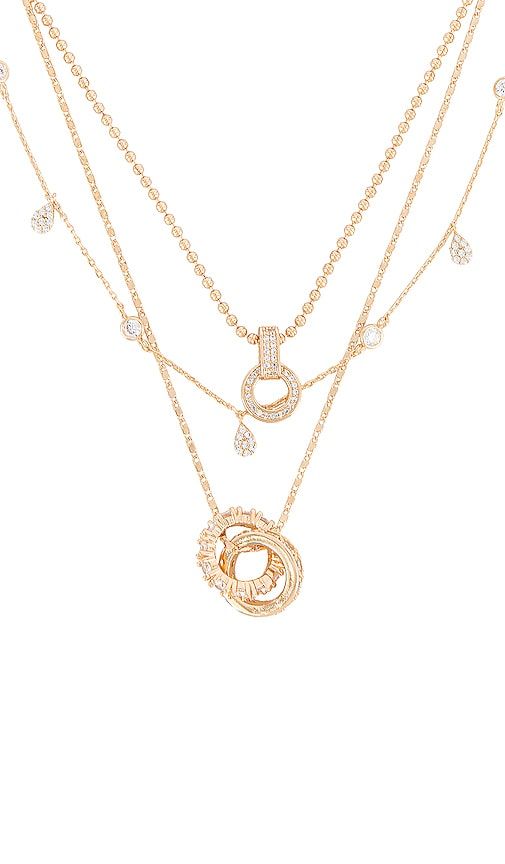 Layered Pendant Necklace in Metallic - Ettika - Modalova