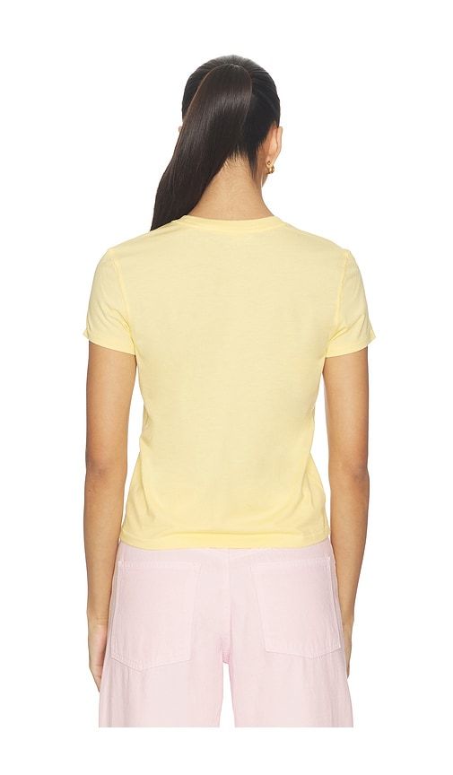 The Vintage Baby Tee in . Size M. Also in S, XS - FRAME - Modalova