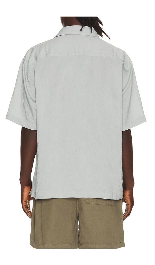 Light Weight Short Sleeve Shirt in Slate. - size L (also in M, S, XL/1X, XXL/2X) - FRAME - Modalova