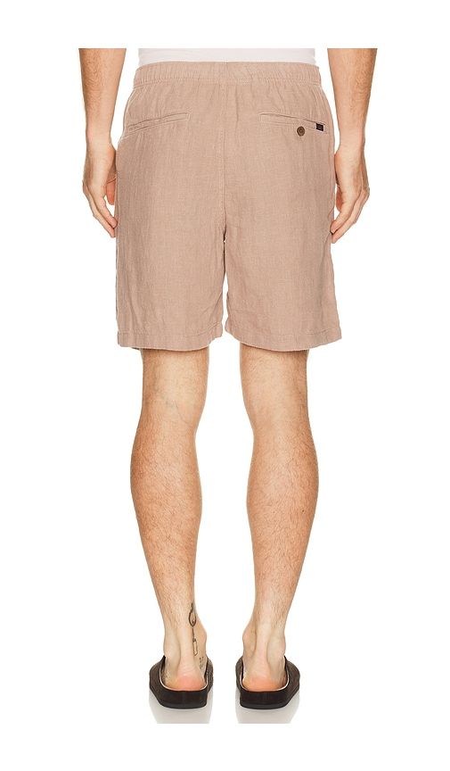 Essential 6.5 Linen Short in Brown. - size L (also in M, S, XL/1X) - Faherty - Modalova