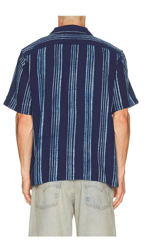 Short Sleeve Indigo Camp Shirt in Blue. - size L (also in M, S, XL/1X) - Faherty - Modalova