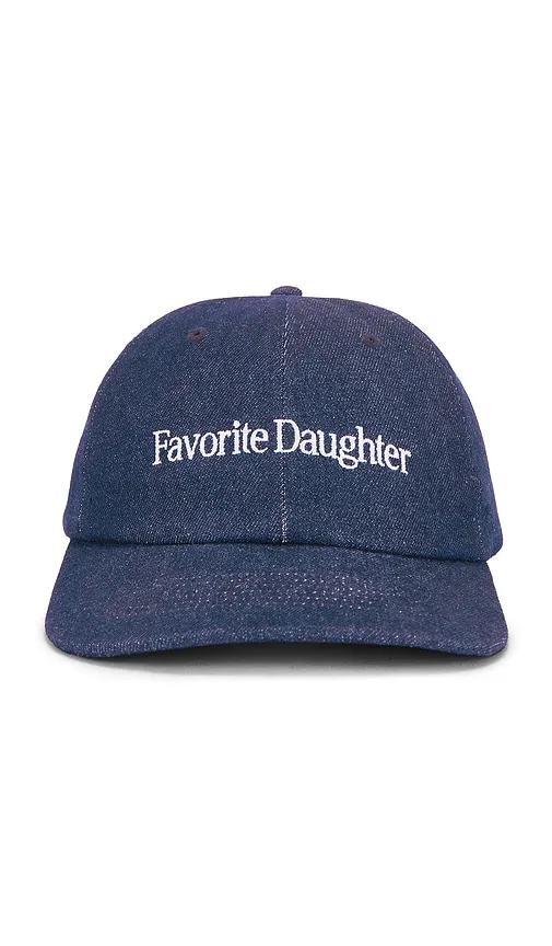 The Washed Denim Baseball Cap in Blue - Favorite Daughter - Modalova