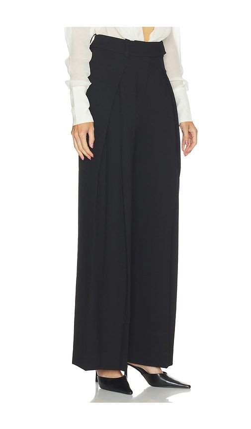 Pleats For Days Pant in . - size 0 (also in 00, 10, 2, 4, 6, 8) - Favorite Daughter - Modalova