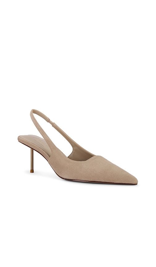 G55 Slingback Pump in Tan. - size 10 (also in 11, 5, 6, 7, 8, 9) - FEMME LA - Modalova