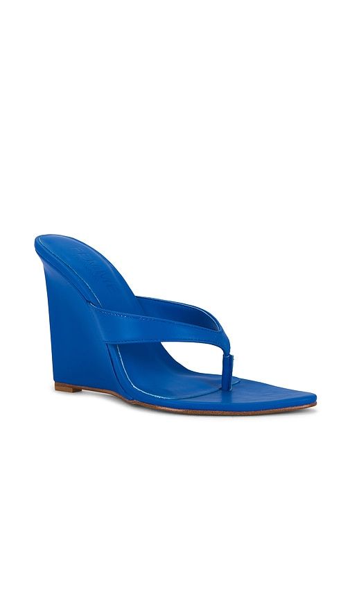 X REVOLVE Tokyo Thong Wedge in Royal. - size 5 (also in 6) - FEMME LA - Modalova