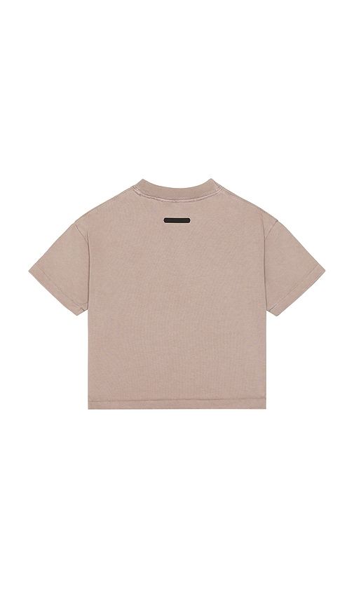 Kids Campus 90's Short Sleeve Tee in Mauve. - size 4/5 (also in 6/7) - Fear of God ESSENTIALS - Modalova