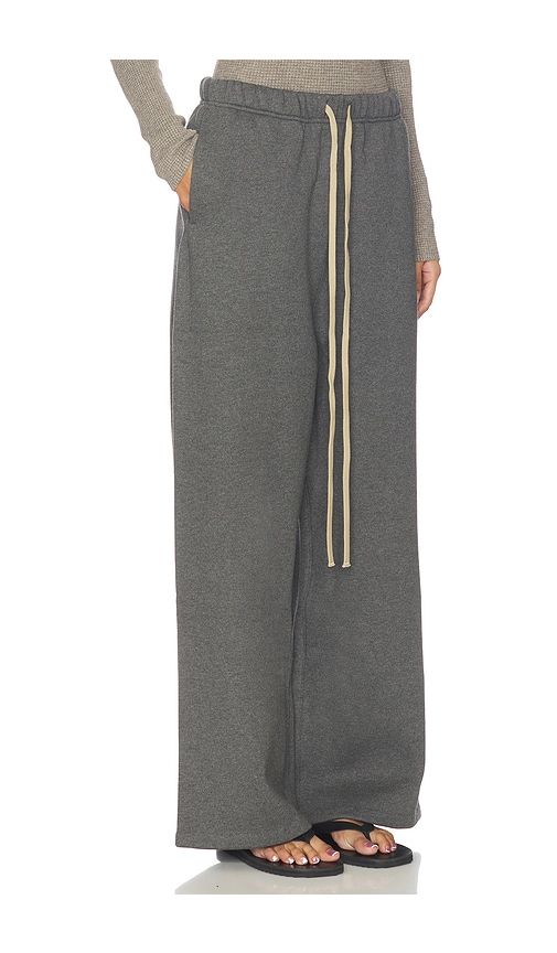 Lounge Sweatpant in . Taglia S. Also in XS - Fear of God ESSENTIALS - Modalova