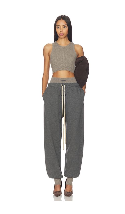 Classic Sweatpant in . Size L. Also in M, S, XS - Fear of God ESSENTIALS - Modalova
