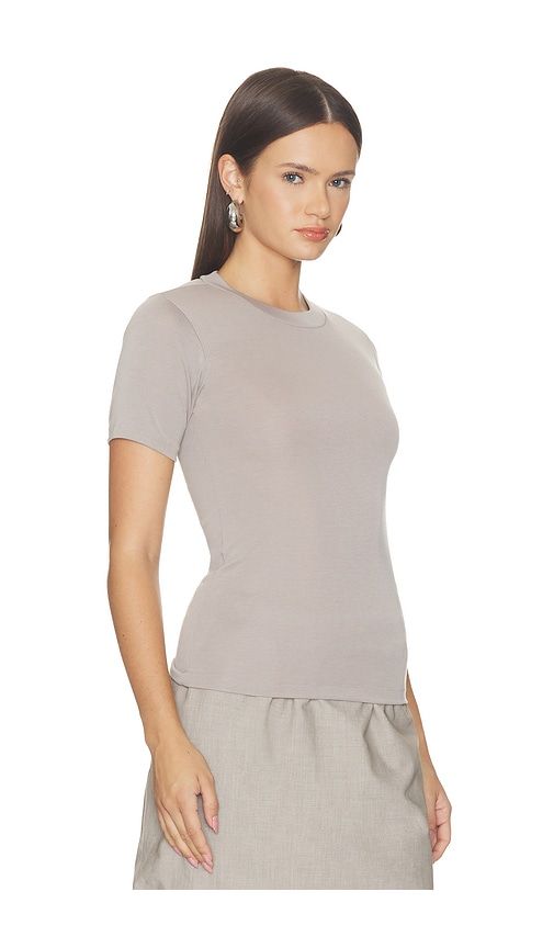 Soft Rib Fitted T-shirt in Grey. - size L (also in M, S, XS) - Fear of God ESSENTIALS - Modalova