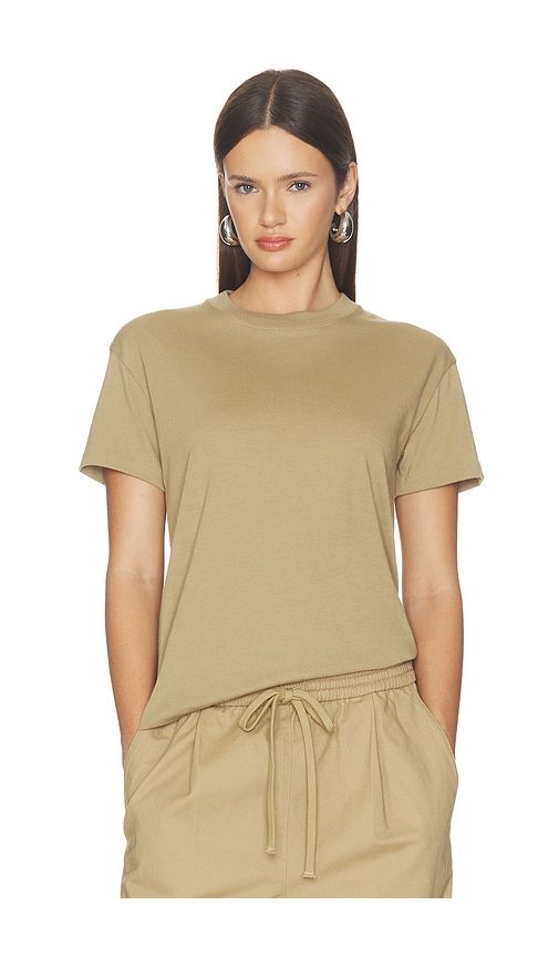 Classic Fit Tee in Brown. - size L (also in M, S, XS) - Fear of God ESSENTIALS - Modalova