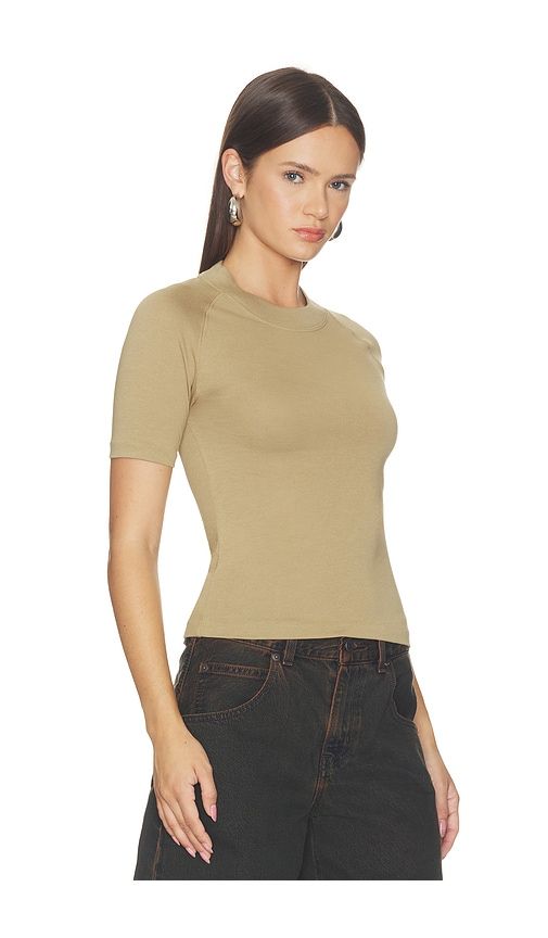 Shrunken Baseball Tee in Brown. - size L (also in M, S, XS) - Fear of God ESSENTIALS - Modalova