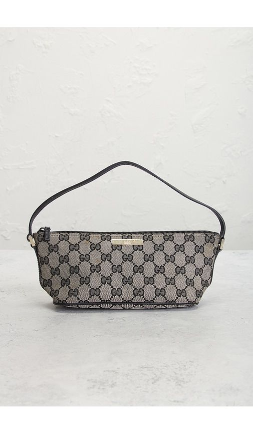 Gucci GG Boat Pochette Shoulder Bag in Grey - FWRD Renew - Modalova