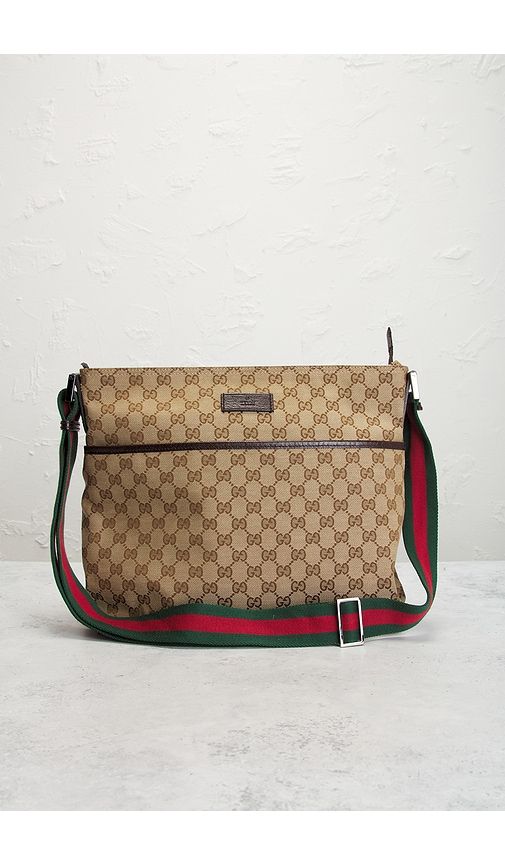 Gucci Messenger Bag in - FWRD Renew - Modalova