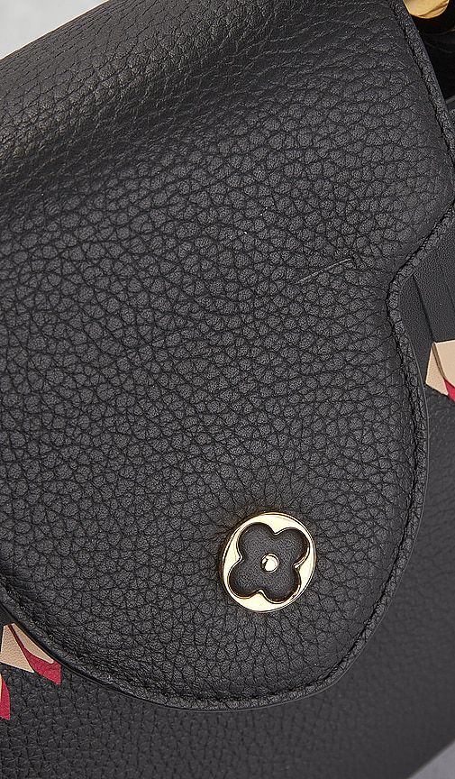 Louis Vuitton Capucines PM Handbag in - FWRD Renew - Modalova