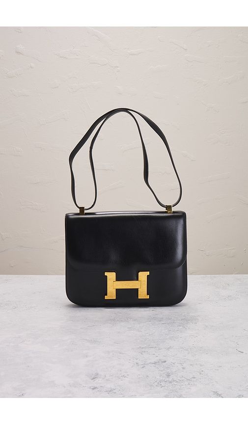 Hermes 1976 Box Constance 23 Shoulder Bag in Black - FWRD Renew - Modalova