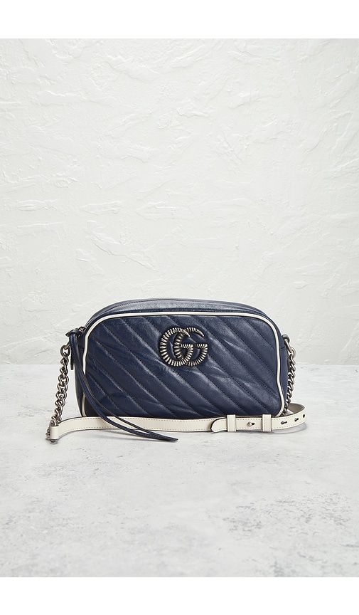 Gucci GG Marmont Shoulder Bag in Navy - FWRD Renew - Modalova
