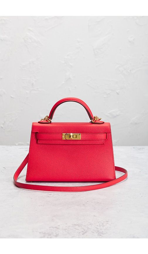 Hermes Epsom Kelly 20 Handbag in Red - FWRD Renew - Modalova