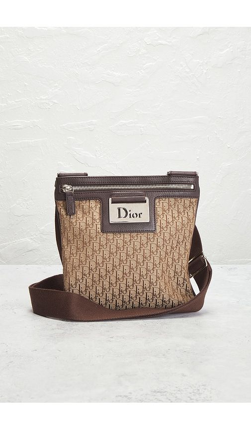 Dior Street Chic Messenger Bag in - FWRD Renew - Modalova