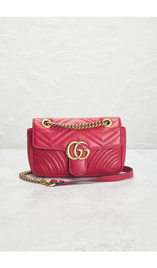 Gucci Mini GG Marmont Shoulder Bag in Red - FWRD Renew - Modalova