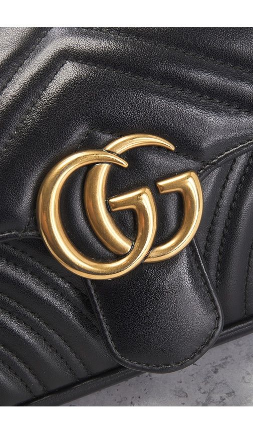 Gucci Mini GG Marmont Shoulder Bag in - FWRD Renew - Modalova