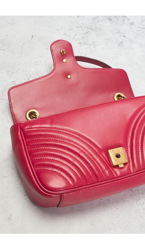 Gucci GG Marmont Shoulder Bag in - FWRD Renew - Modalova