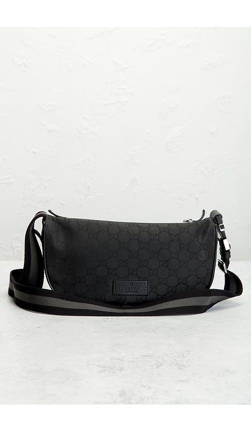 FWRD Renew Gucci Belt Bag in Black - FWRD Renew - Modalova