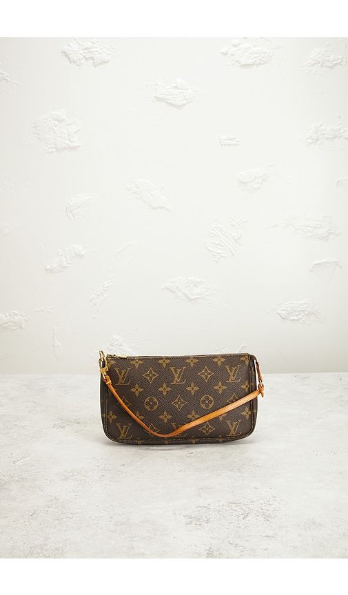 Louis Vuitton Monogram Pochette Accessoires Shoulder Bag in - FWRD Renew - Modalova