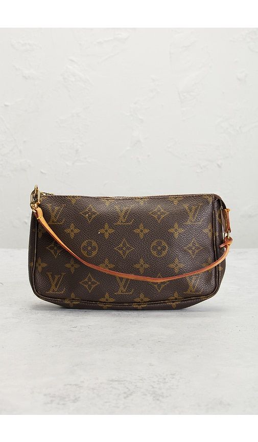 Louis Vuitton Monogram Pochette Accessoires Shoulder Bag in - FWRD Renew - Modalova
