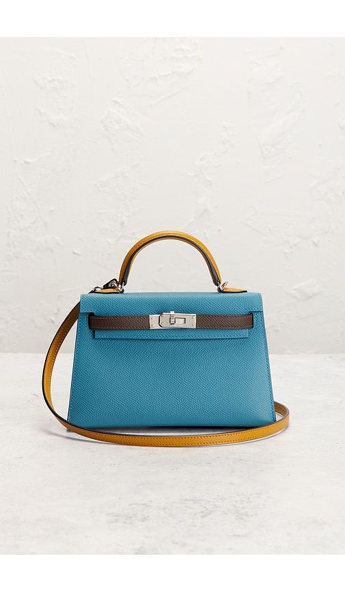 Hermes Epsom Kelly 20 Handbag in Blue - FWRD Renew - Modalova