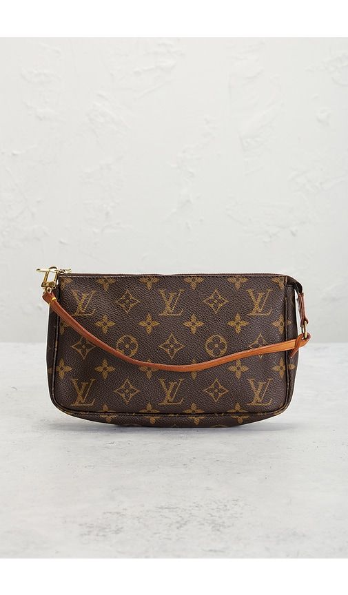 Louis Vuitton Monogram Pochette Accessoires Shoulder Bag in - FWRD Renew - Modalova