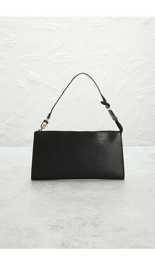 Louis Vuitton Epi Pochette Accessoires 24 Shoulder Bag in - FWRD Renew - Modalova