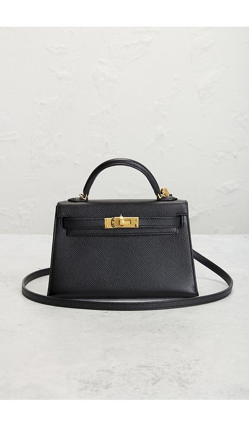 Hermes Epsom Kelly 20 Handbag in Black - FWRD Renew - Modalova