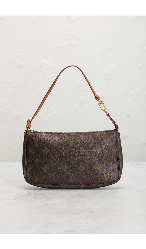 Louis Vuitton Monogram Pochette Accessoires Shoulder Bag in - FWRD Renew - Modalova